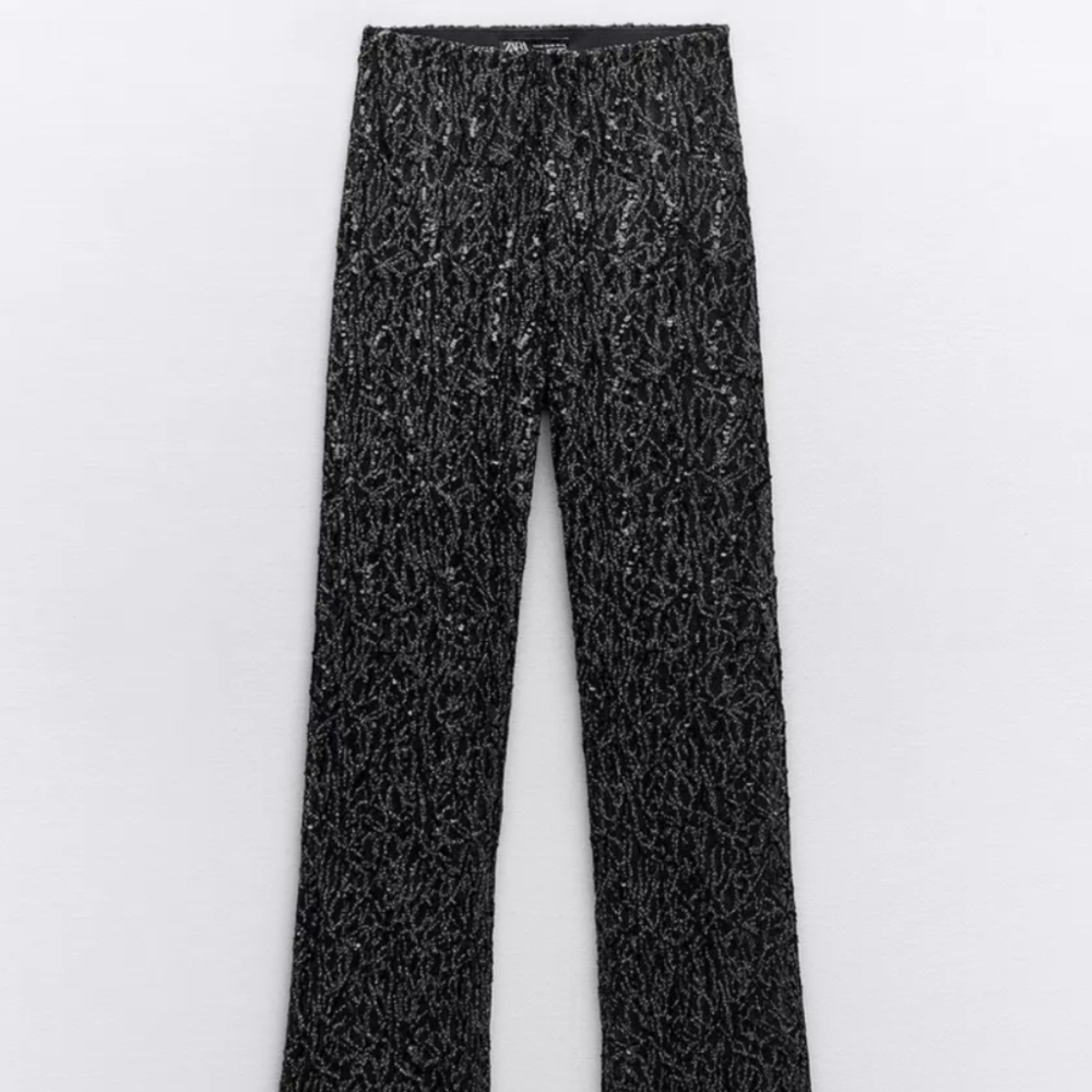 Zara Black Textured Straight Leg Pants